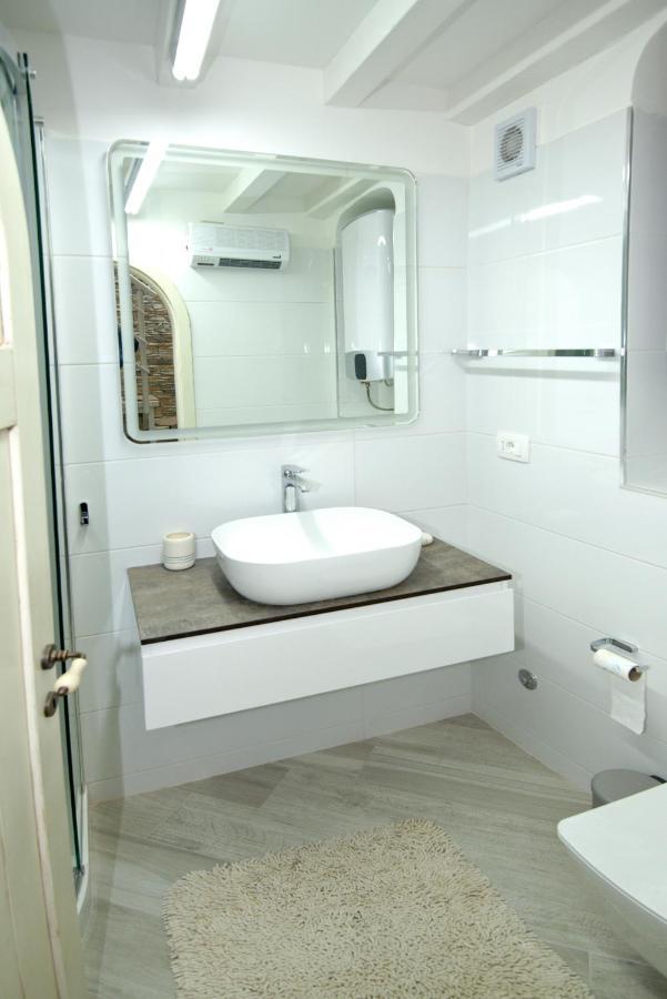 Apartment Sanjin More Antique Baska  Ngoại thất bức ảnh