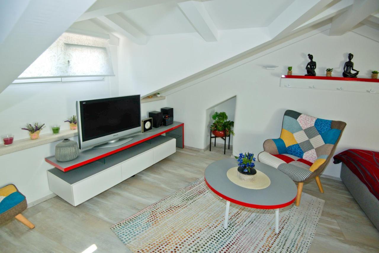 Apartment Sanjin More Antique Baska  Ngoại thất bức ảnh